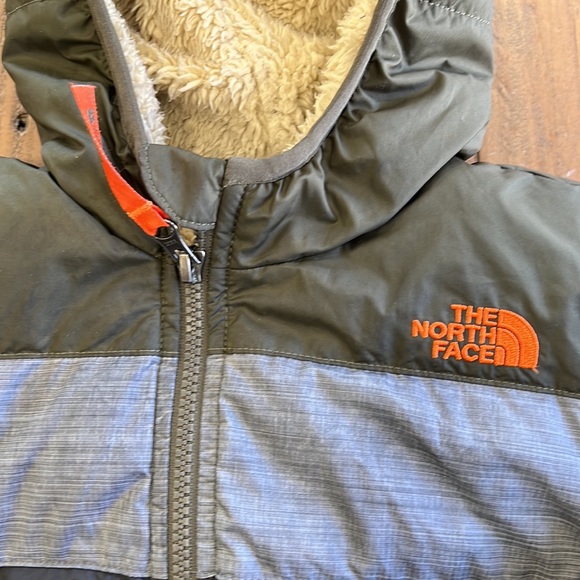 The north face baby down colorblock jacket - Picture 3 of 6